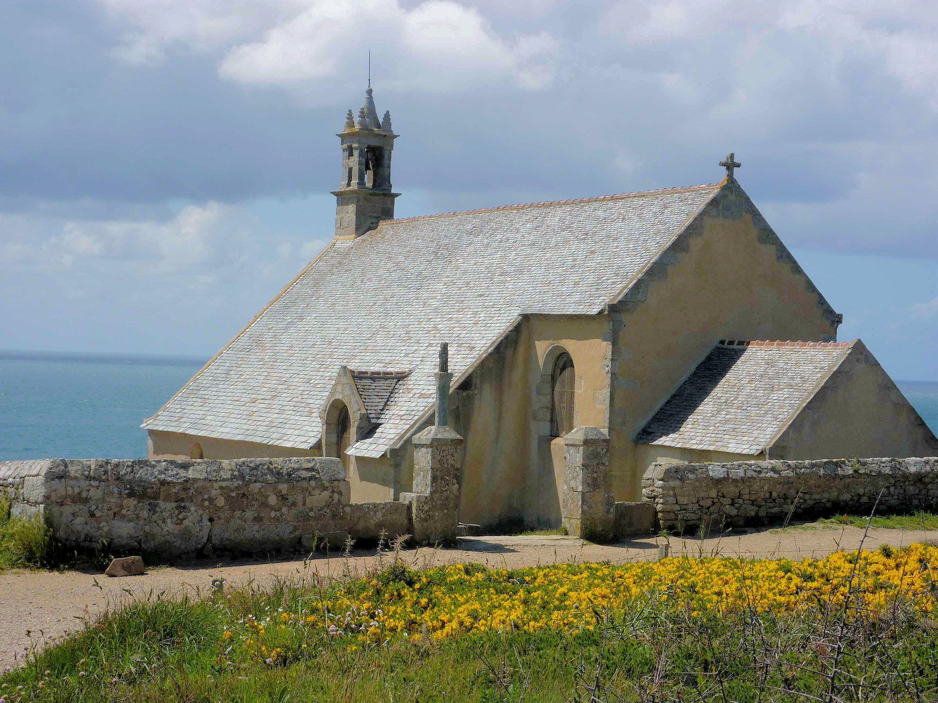Pointe du van chapelle St They